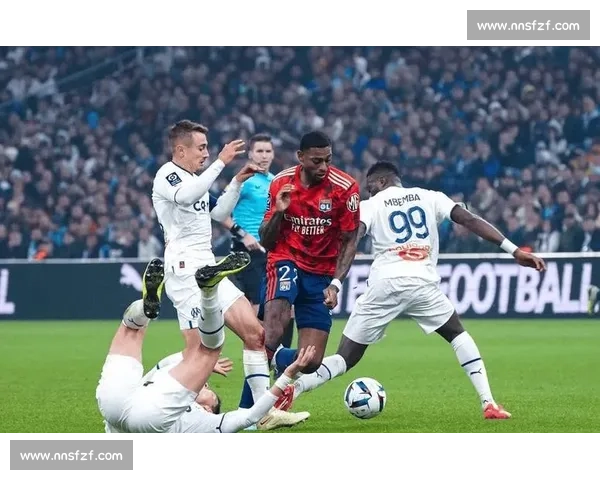 里昂主场迎战波尔多法甲焦点对决走势前瞻解析战术博弈与胜负关键